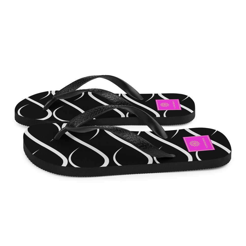 Monochrome Infinity Flip-Flops